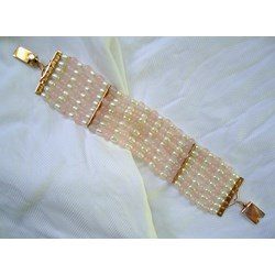 Gold Bracelets For Women -Your Many Options