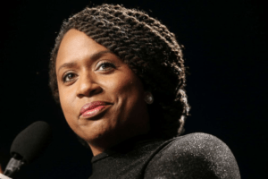 For Democrats, Stacey Abrams sends key message on gender and race in SOTU response For Democrats, Stacey Abrams sends key message on gender and race in SOTU response