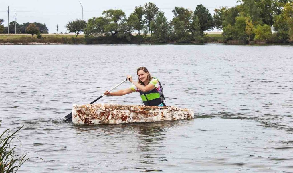 Student Who Grew Her Own Canoe Out of Mushroom Thinks Fungus is Our Best Ally in Climate Change