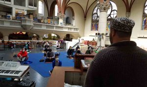 Church Opens Up Its Doors to Muslim Worshippers So They Can Have a Place to Pray During Quarantine