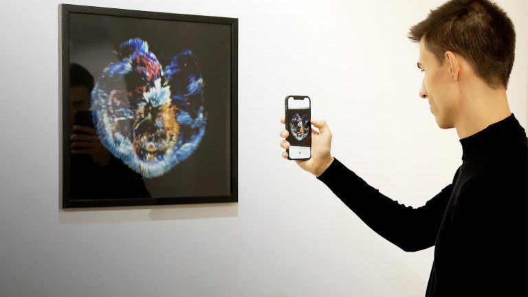 Exploring the Colorful World of Augmented Reality Art: Unleashing Creativity in a Digital Canvas!