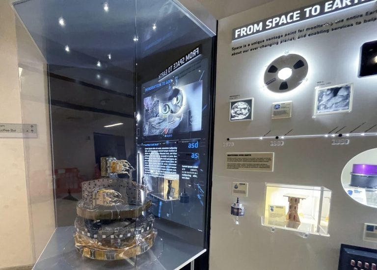 Discover the Joy of Learning: 10 Innovative Tips for Designing Engaging Interactive Exhibits Discover the Joy of Learning: 10 Innovative Tips for Designing Engaging Interactive Exhibits